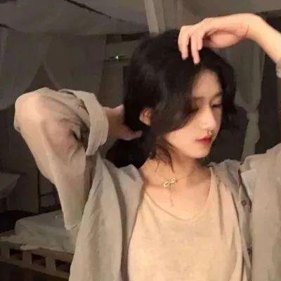 孖胎斗女巫